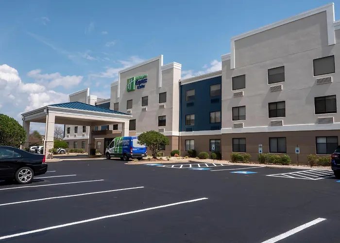 Holiday Inn Express & Suites Greenville Airport I85 By Ihg