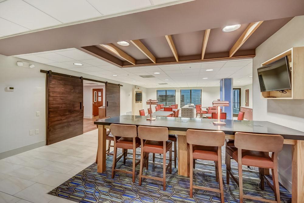 Express & Airport I85 By Ihg Hotel Greenville