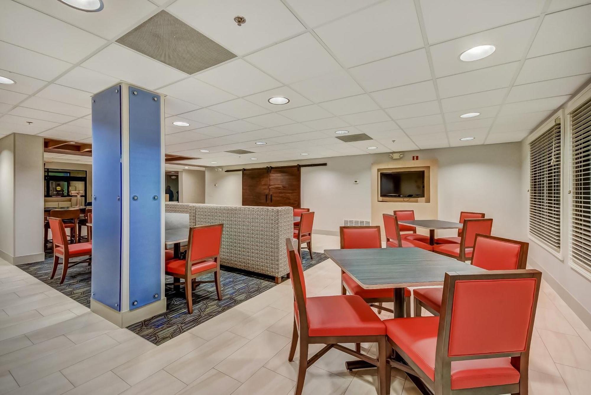 Express & Airport I85 By Ihg
