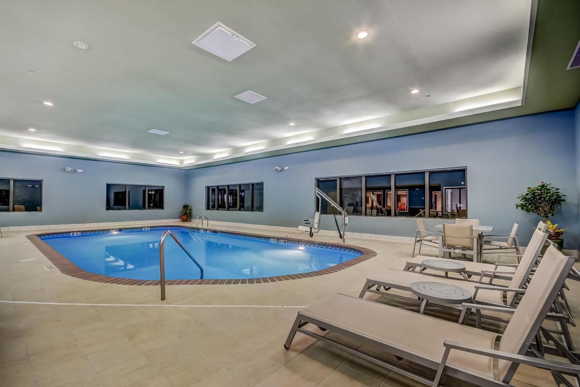 Express & Airport I85 By Ihg Hotel Greenville