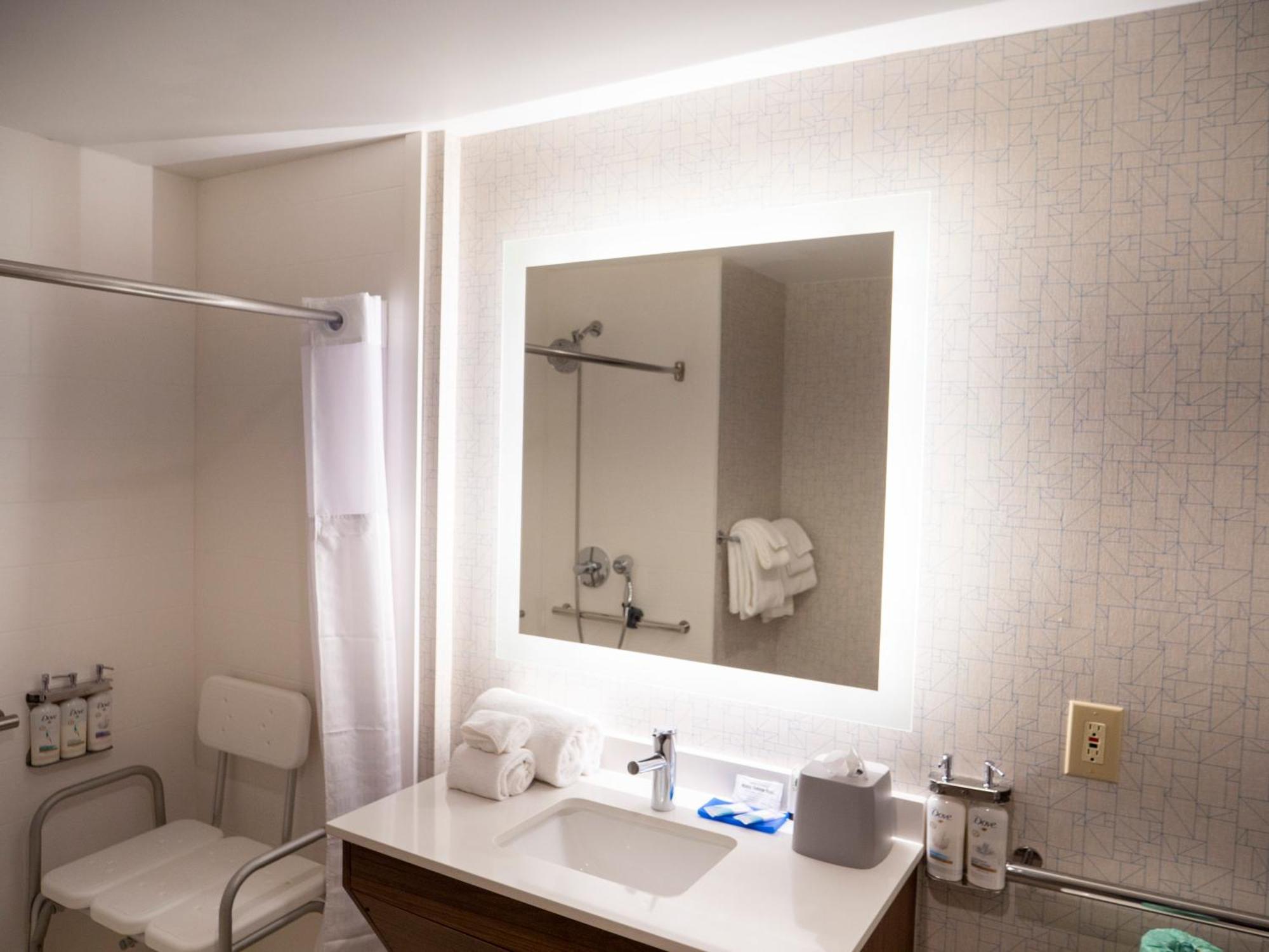 Hotel Express & Airport I85 By Ihg Greenville