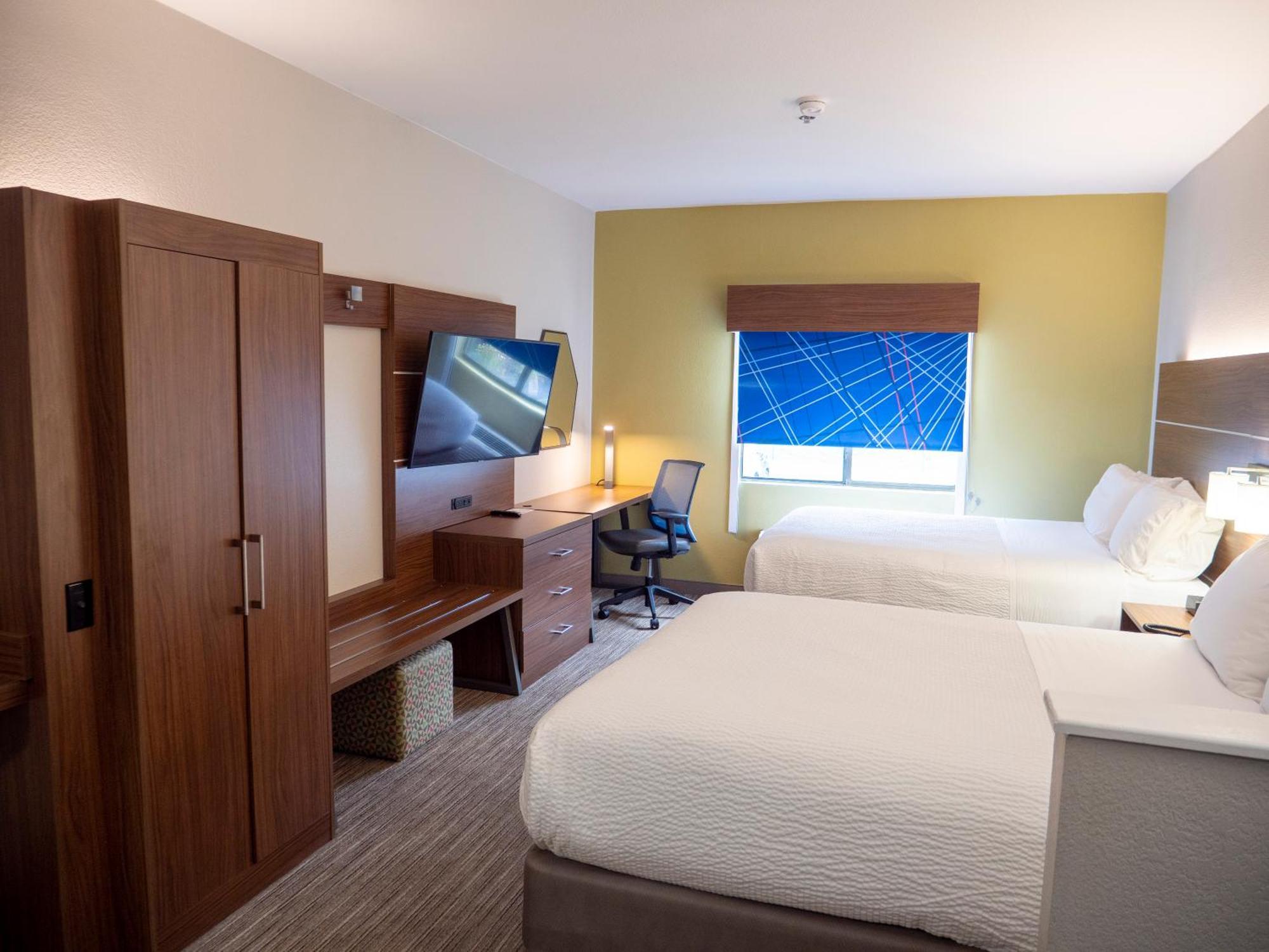 Express & Airport I85 By Ihg Hotel 3*